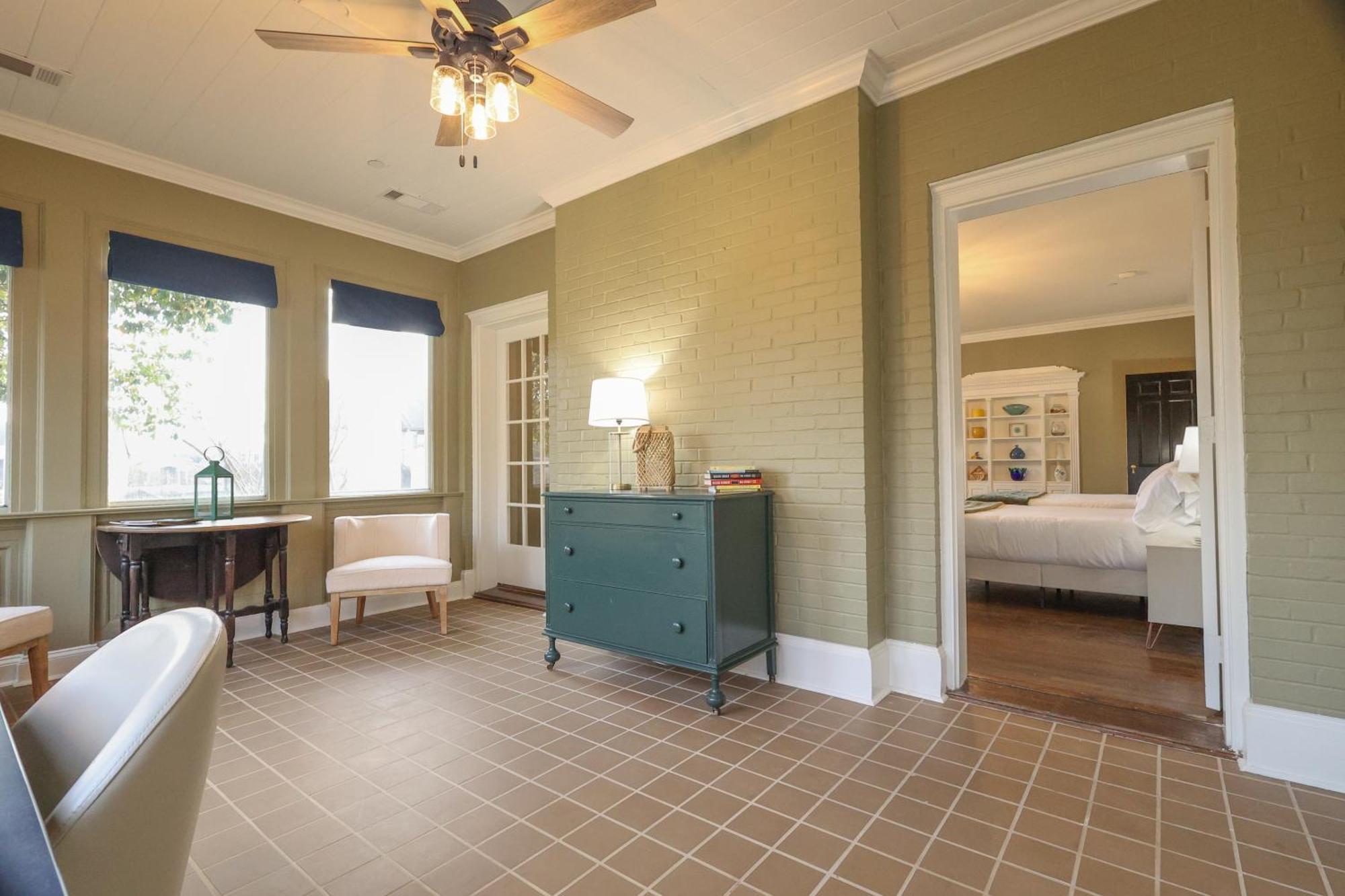 Wood Manor Guest House Tuscaloosa Extérieur photo