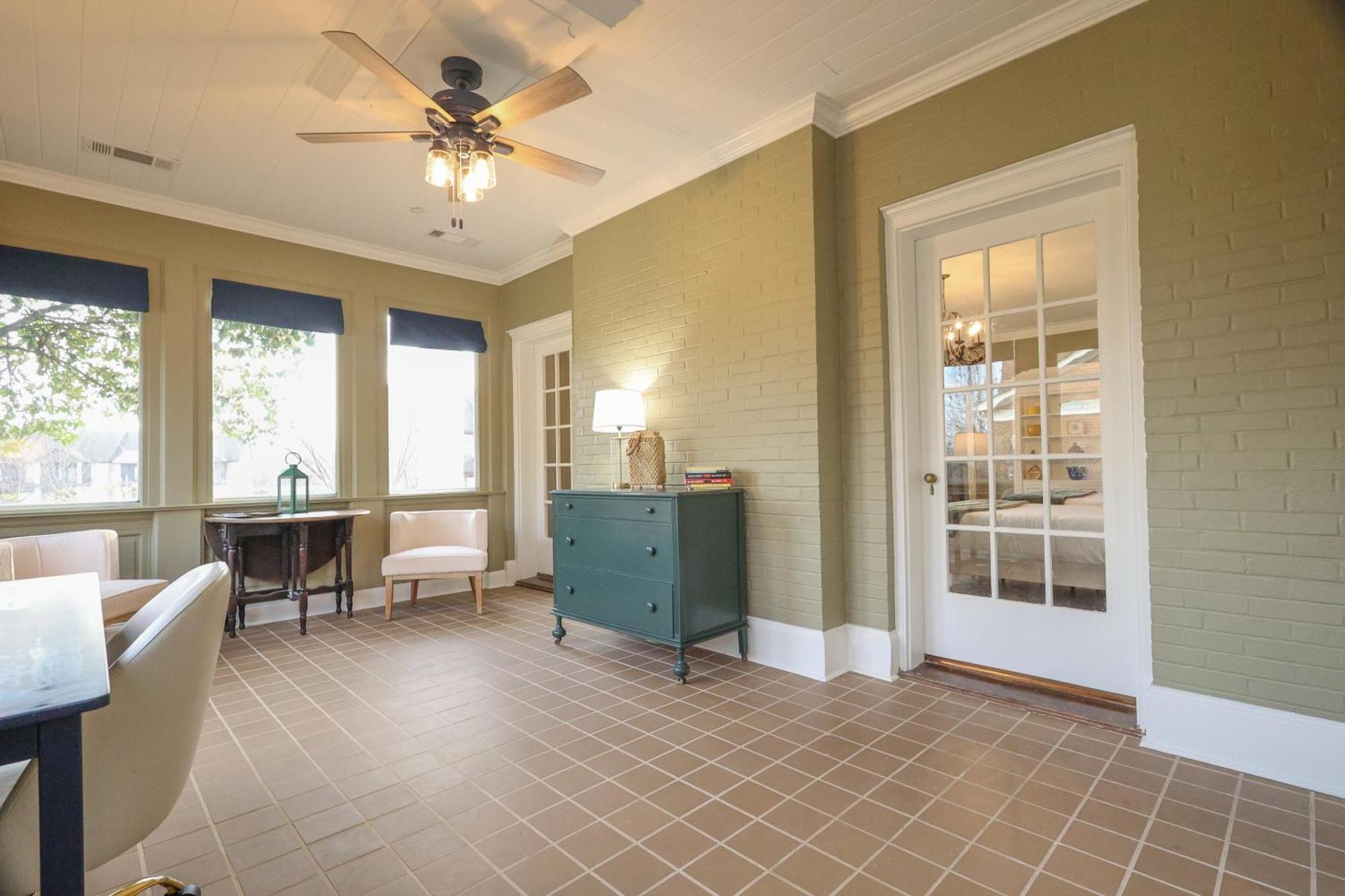 Wood Manor Guest House Tuscaloosa Extérieur photo